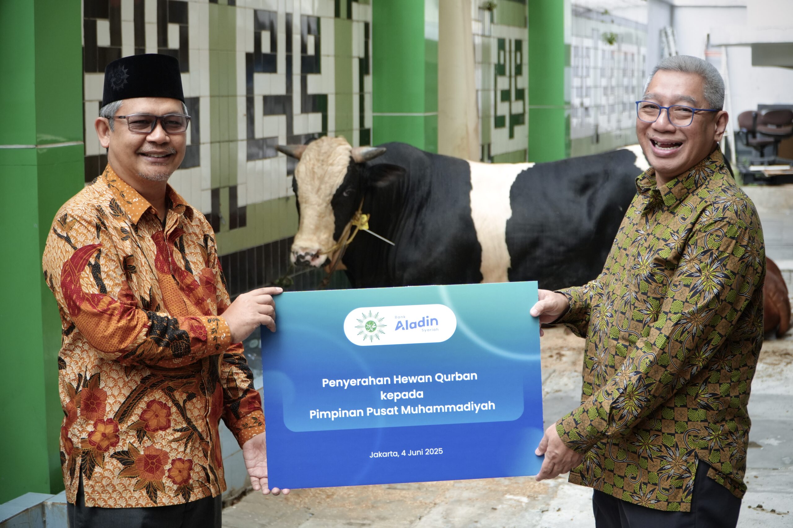 Bank Aladin Syariah Salurkan Hewan Qurban melalui PP Muhammadiyah