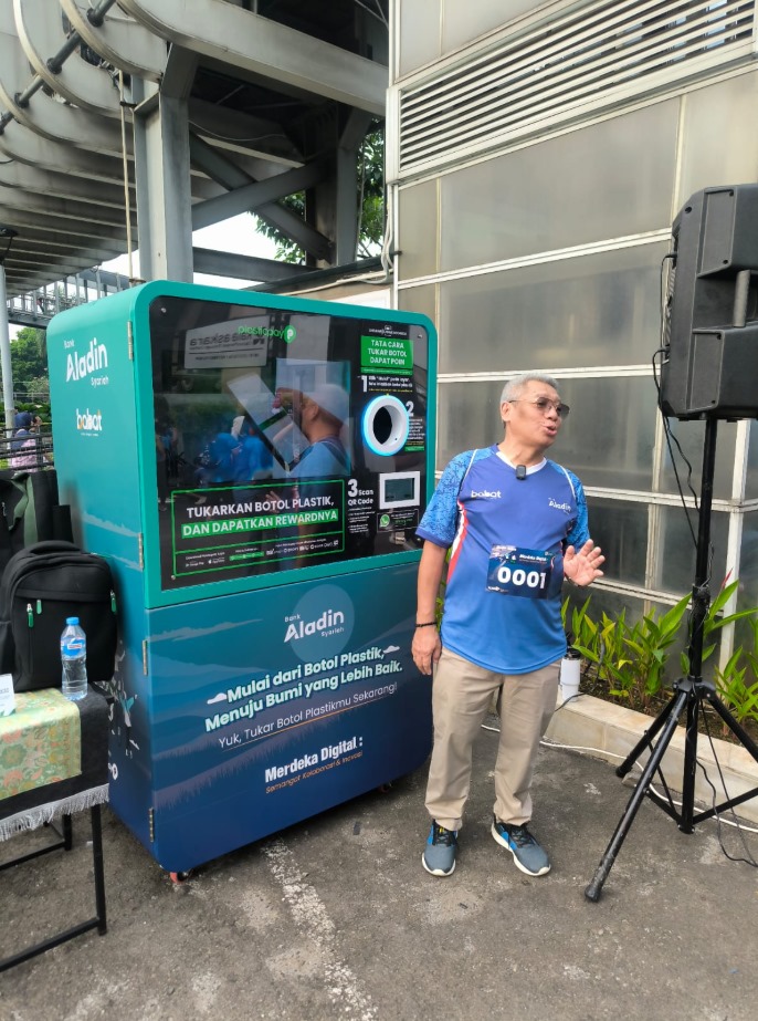 Semarakkan HUT Kemerdekaan, Bank Aladin Syariah dan Plasticpay Ajak Masyarakat Beraksi untuk Bumi di Funwalk Aladin