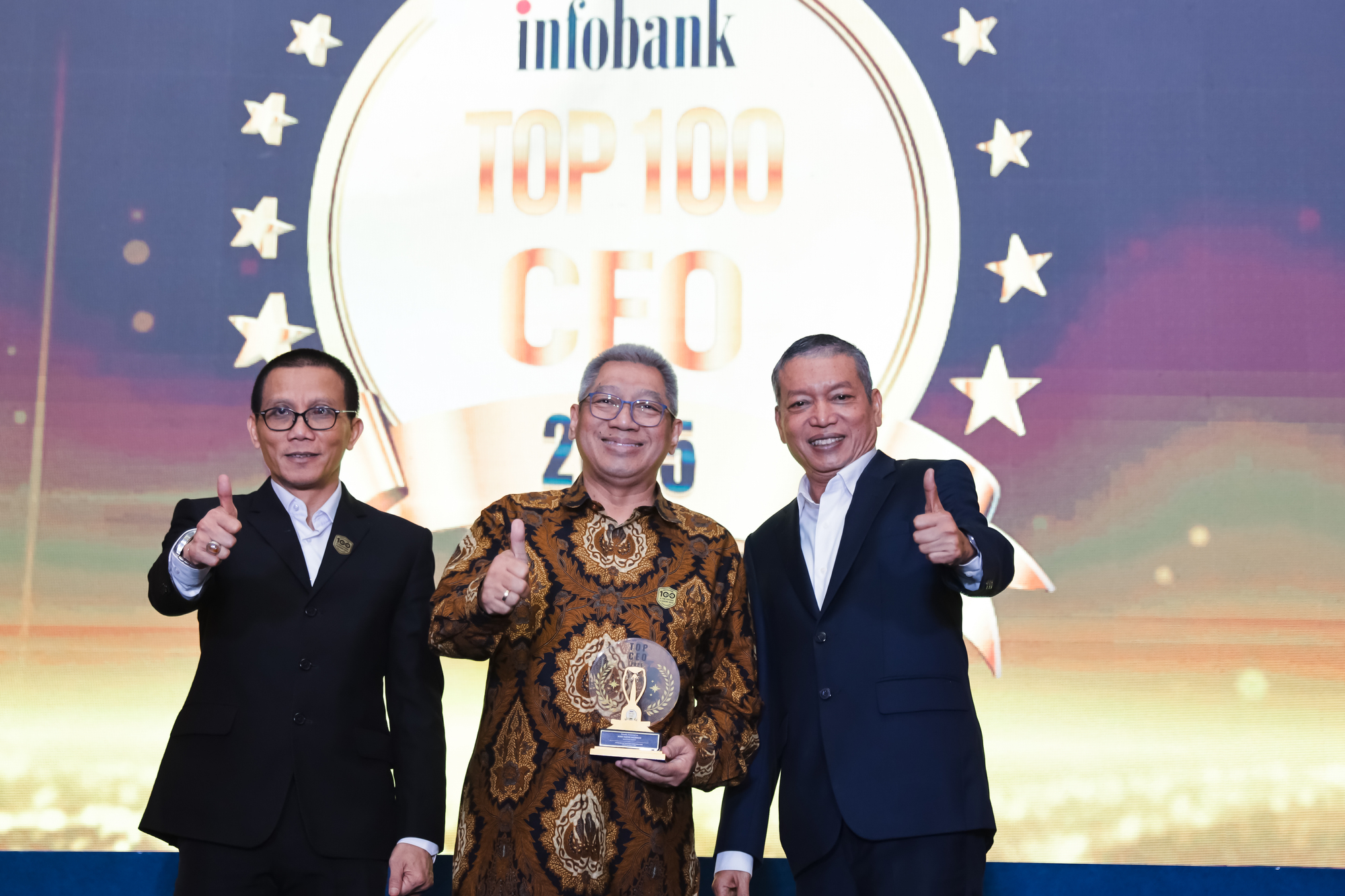 Presiden Direktur Bank Aladin Syariah Dianugerahi Penghargaan INFOBANK TOP 100 CEO 2025