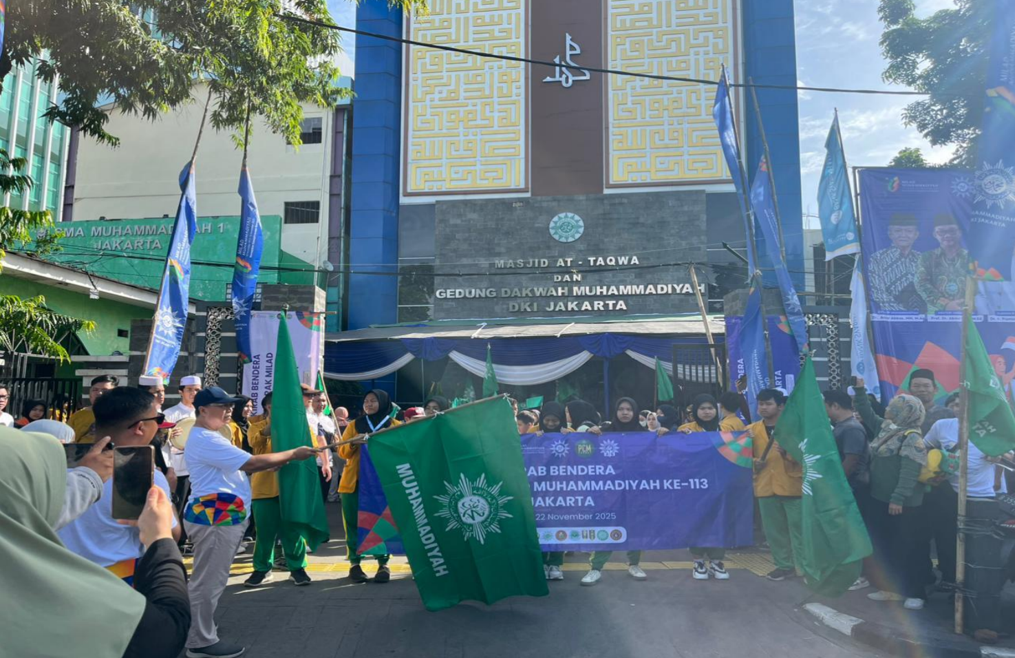 Sinergi Umat dan Budaya, Bank Aladin Syariah Sukseskan Kirab Budaya Semarak Milad Muhammadiyah ke-113 di Jakarta
