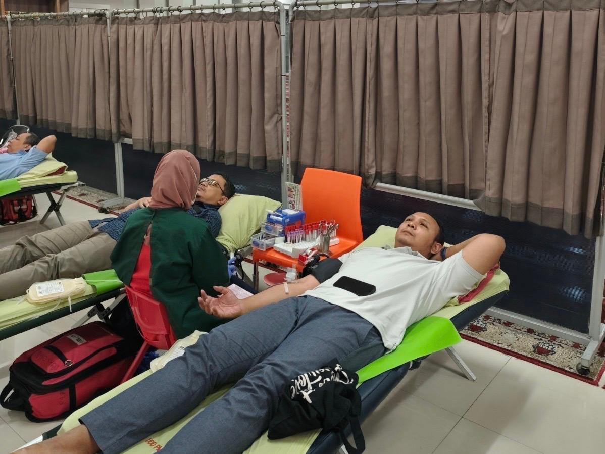 Wujudkan Kepedulian Nyata, Bank Aladin Syariah Gelar Program Donor Darah Bersama Masjid Jenderal Sudirman